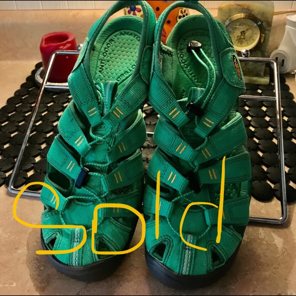 SOLD. Like New Keens Newport H2 Hiking Shoes